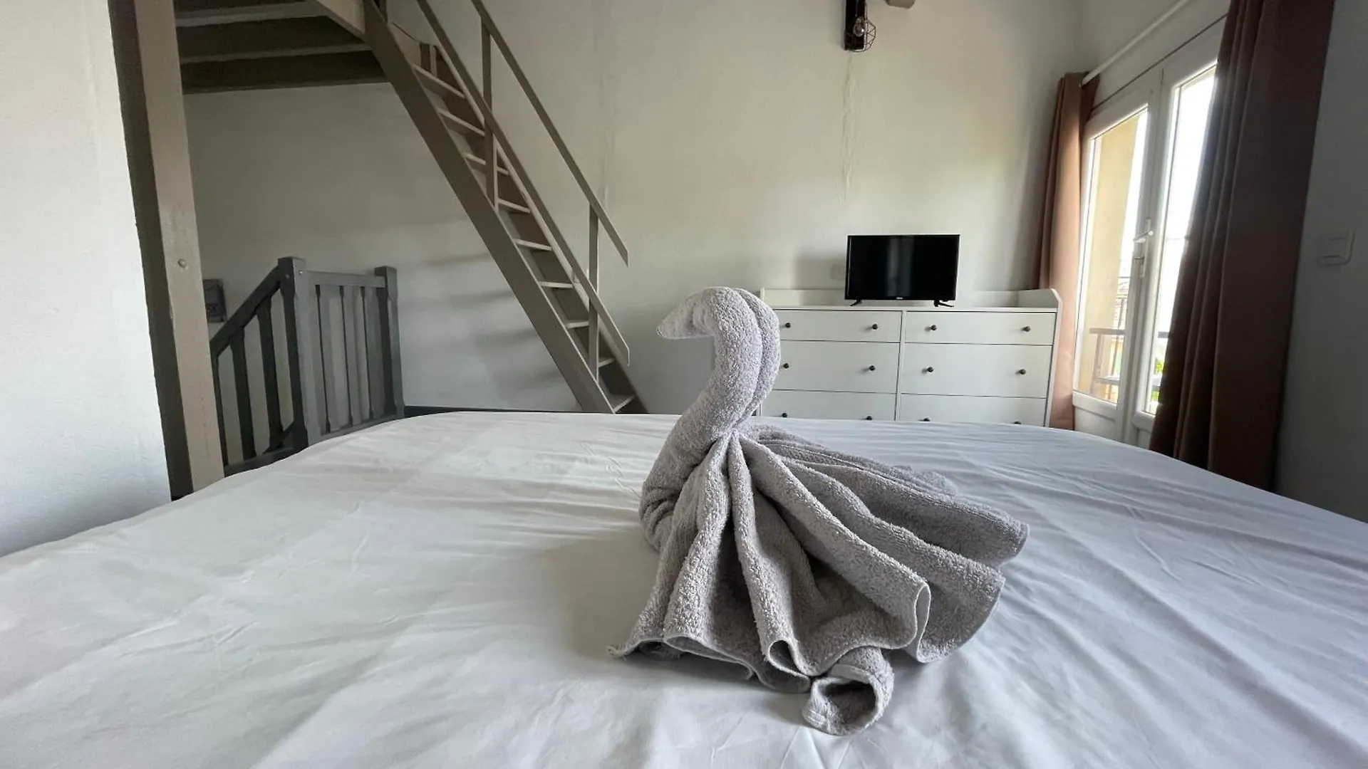 Holiday home Maison De Village Avec Balcon Rooftop Maillane